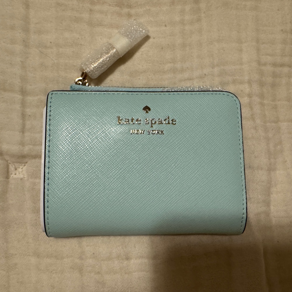 BRAND NEW Kate Spade Madison Small L Zip Wallet